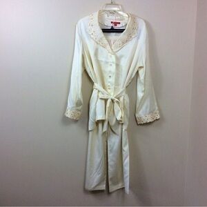 Halston 1980s vintage belted satin pajama set. Medium.